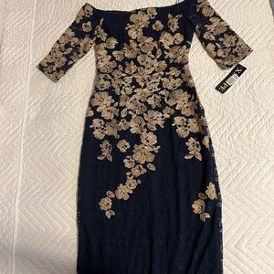 XSCAPE embroidered lace dress